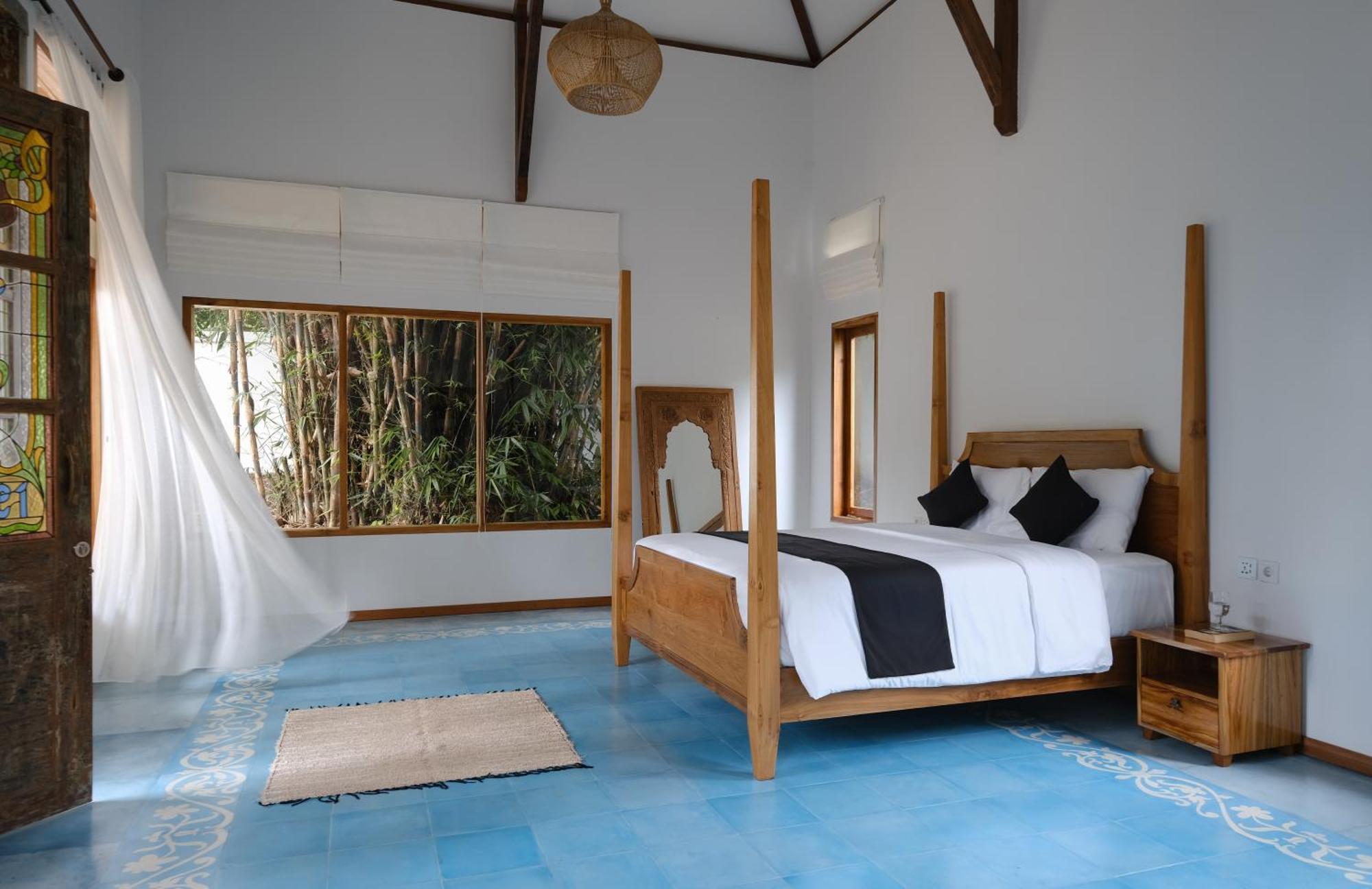 Tropik Resort Lombok Селонг-Беланак Экстерьер фото