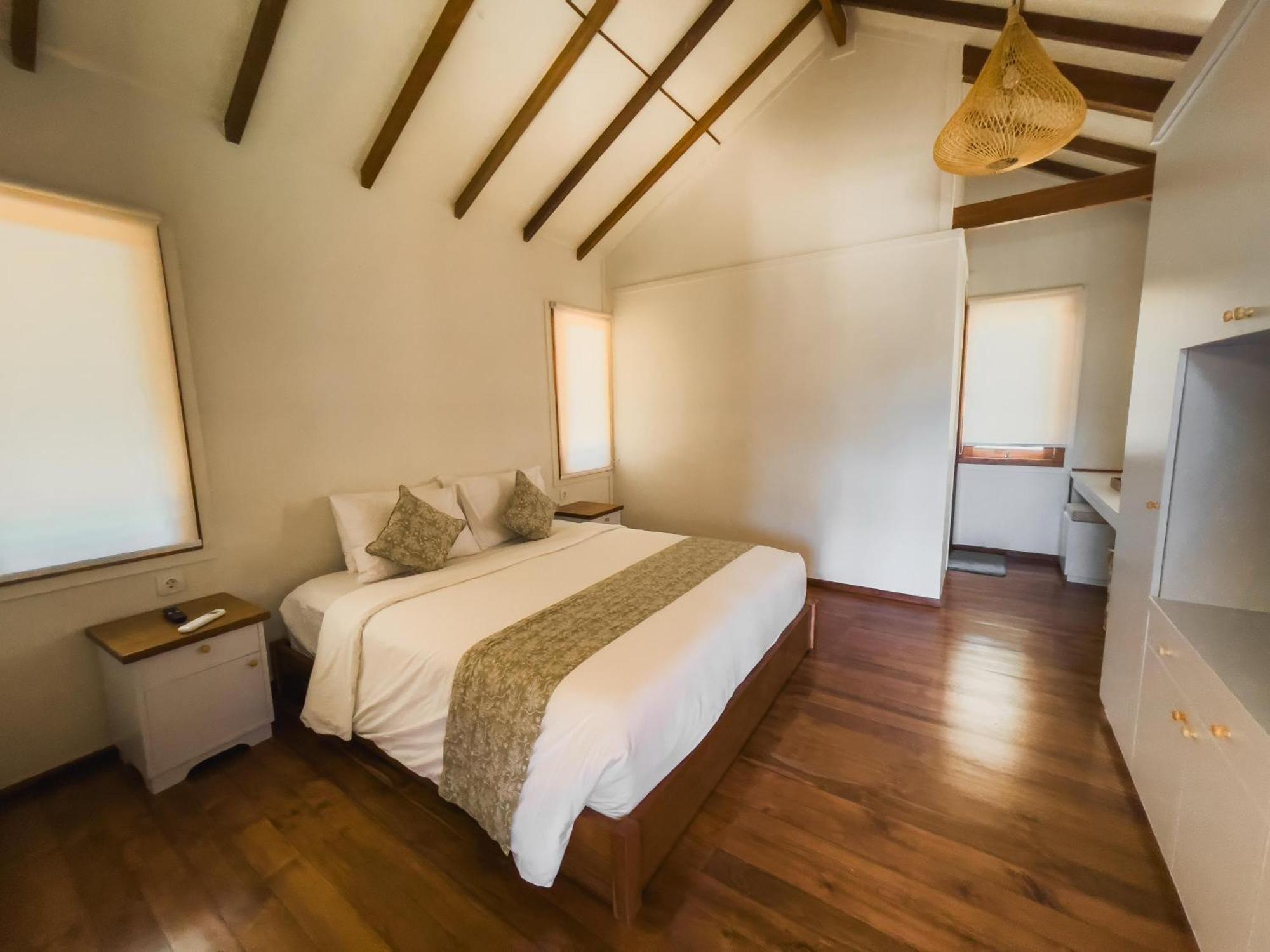 Tropik Resort Lombok Селонг-Беланак Экстерьер фото