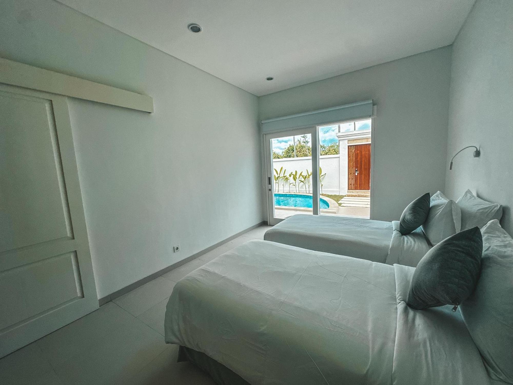 Tropik Resort Lombok Селонг-Беланак Номер фото